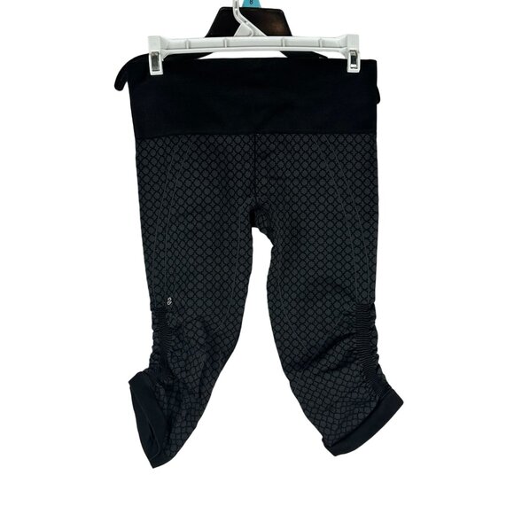 Lululemon Womens Crop Leggings Size 6 Black Geometric Pattern Stretchy - Picture 3 of 5